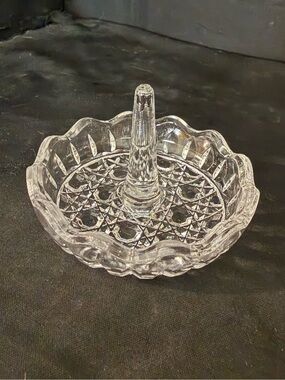 Beautiful Vintage Crystal Ring Holder Jewelry Accessories